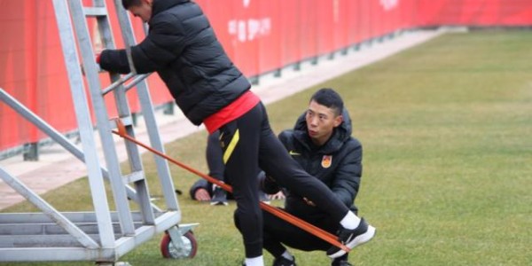 九游体育平台-国少幕后的后勤保障团队：医疗与科技，都是战斗力